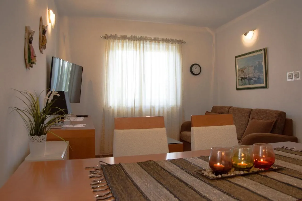 Apartmani Ina Pag Pag Town Croatia