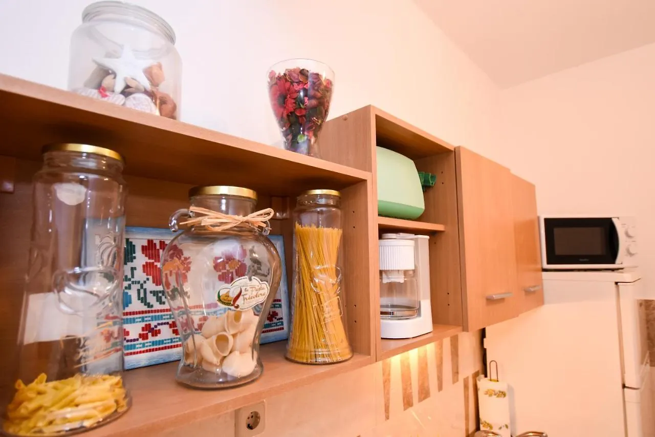 Apartmani Ina Pag Паг Апартаменты
